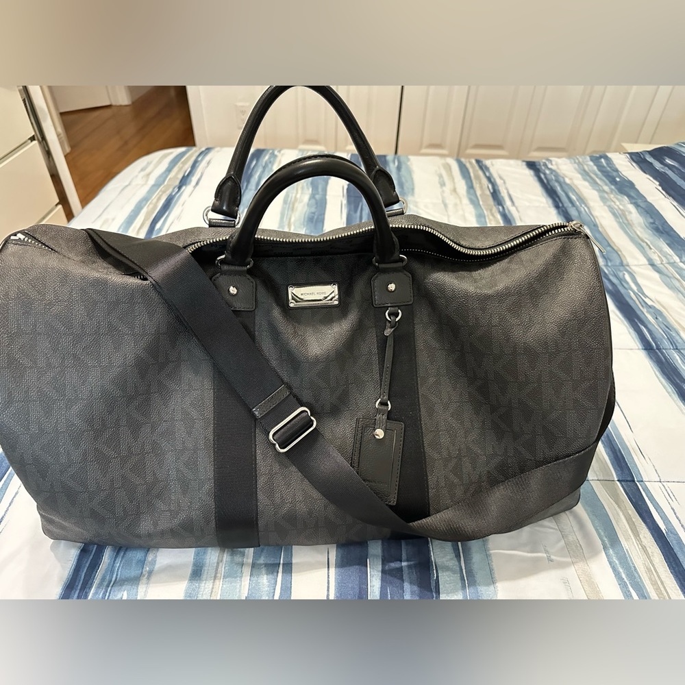 Michael kors duffle bag